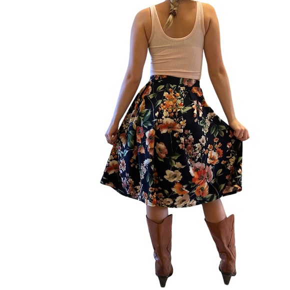 Faith And Joy Vintage Inspired Navy Floral Midi Swing Skirt Size Medium - Picture 6 of 10